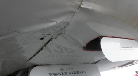 DC-10 hard landing damage